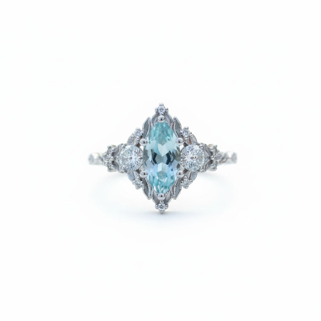 #07 18K White gold Briar Rose Starlight